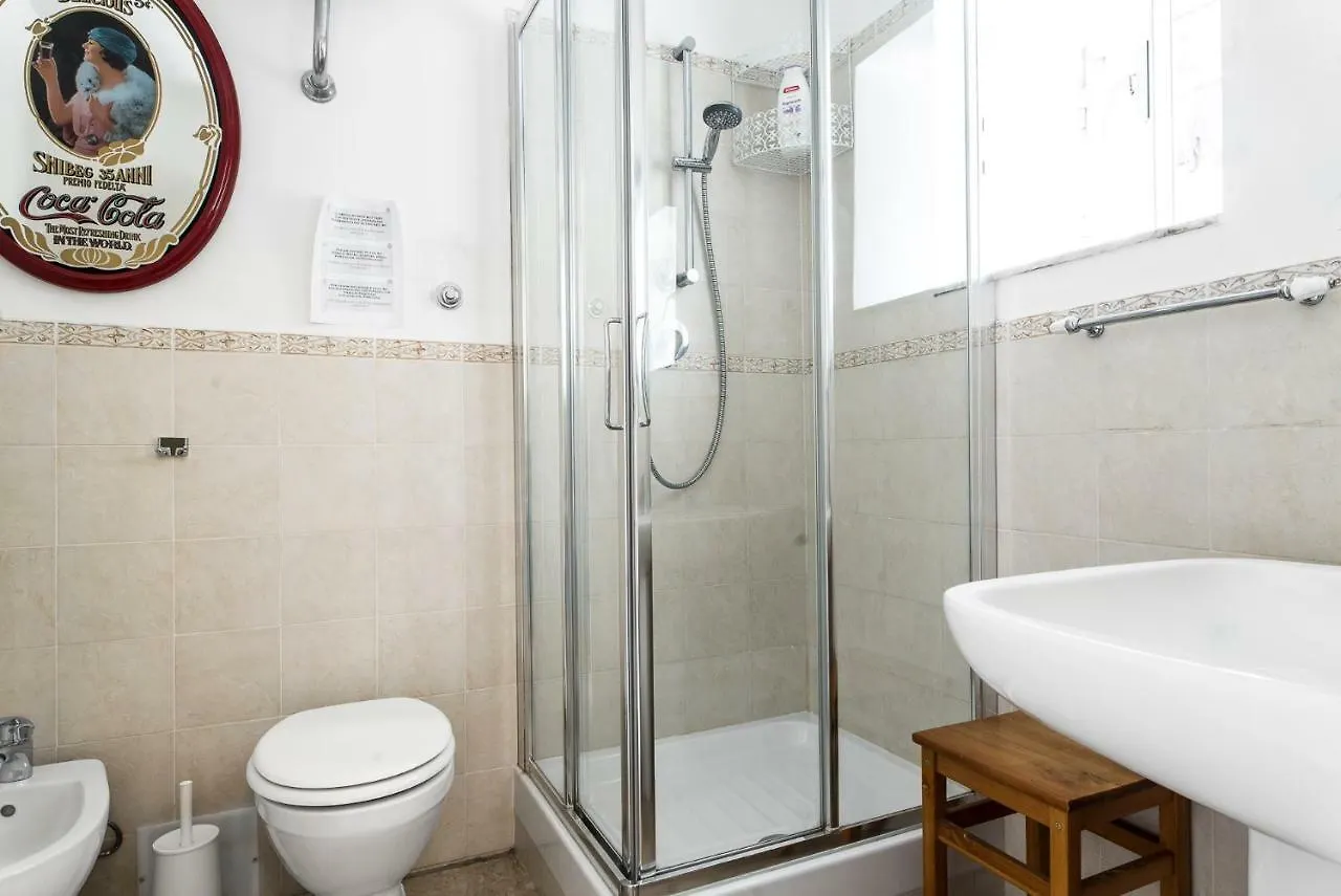 B&B Graziani Relais Naples 0*,  Italie